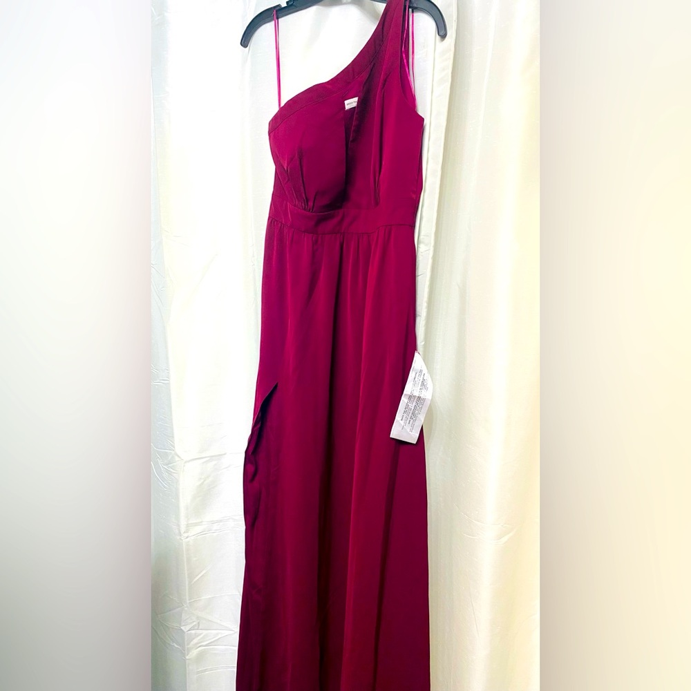 Gown (Has never been worn)